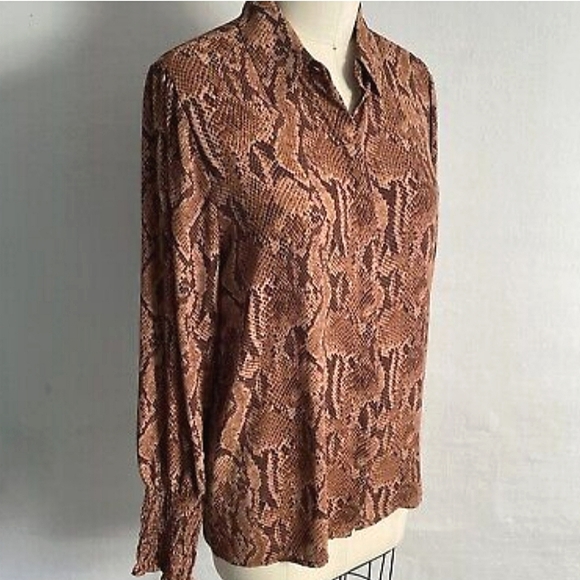 EXPRESS - New- Button Up Collared Snake Print Blouse - Picture 11 of 12